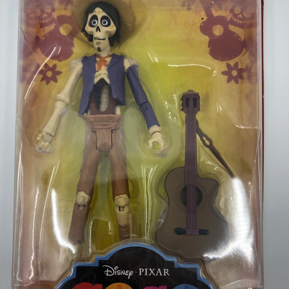 Disney / Pixar Coco Hector Action Figure - Picture 2 of 3